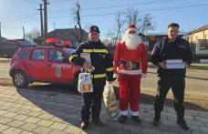 Pompierii din Săveni – Moș Crăciun pentru trei familii cu mai mulți copii din Crasnaleuca, Coțușca și Săveni - FOTO