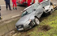 Două mașini, implicate într-un accident rutier violent. Au fost rănite patru persoane - FOTO