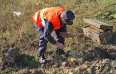 Elemente de muniţie descoperite  lângă un depozit de gunoi din comuna Călăraşi