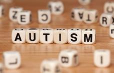 Câți copii autiști sunt în România și cum îți dai seama că un copil suferă de autism?