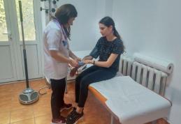 Servicii medicale gratuite - Caravană medicală Providența la Șendriceni