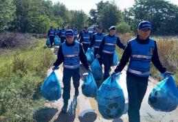 Jandarmii botoșăneni: Protejarea mediului reprezintă o datorie a fiecăruia dintre noi - FOTO