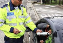 Tânăr din Dersca depistat fără permis și băut la volan, scos din trafic de polițiști