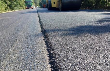 Au fost finalizați primii kilometri din drumul modernizat Botoșani -Târgu Frumos - FOTO