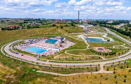 Peste 50 de sancțiuni aplicate de polițiștii pentru încălcarea normelor rutiere în incinta parcului de agrement Cornișa Aqua Park