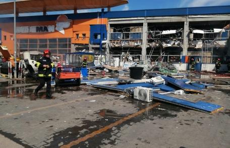 Explozie puternică urmată de incendiu la magazinul Dedeman din Botoșani Autoritățile au activat Planul Roșu de intervenție - FOTO