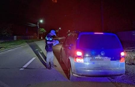 Dosar penal întocmit de polițiști unui bărbat oprit pentru viteză excesivă