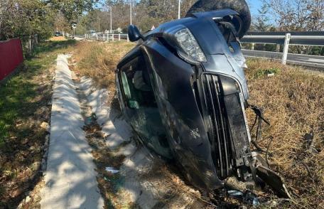 Accident rutier la Copălău. Patru persoane au ajuns la spital în urma coliziunii dintre două mașini - FOTO