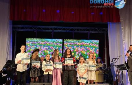 Festivalul Național „Mărțișor Dorohoian” 2025: Seara tinerelor talente. Vezi lista câștigătorilor!