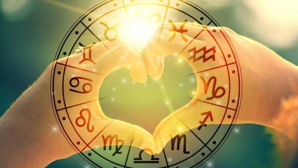 Horoscopul dragostei, săptămâna 25 - 31 martie. Trei zodii vor trăi clipe de pasiune intensă