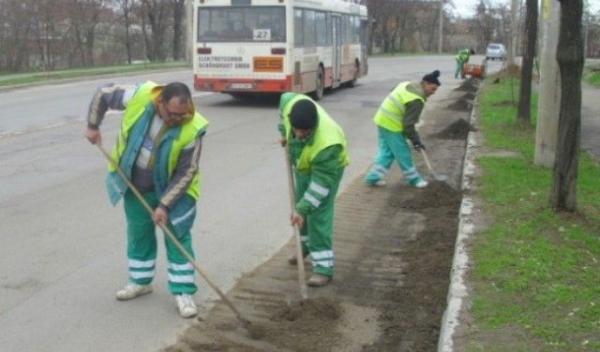 zile de muncă în folosul comunităţii